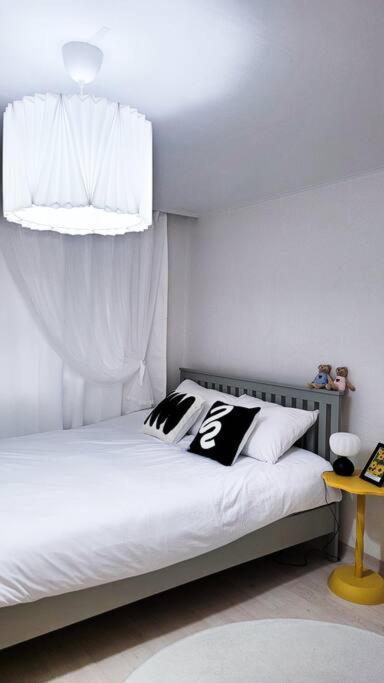 Apartment Cheonho Station 6min #3rooms #familytrip #lotteworld #asanhospital #kspo-dom #lotteworldtower Seoul